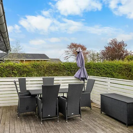 Holiday home Diuri - 380m From The Sea By Interhome *